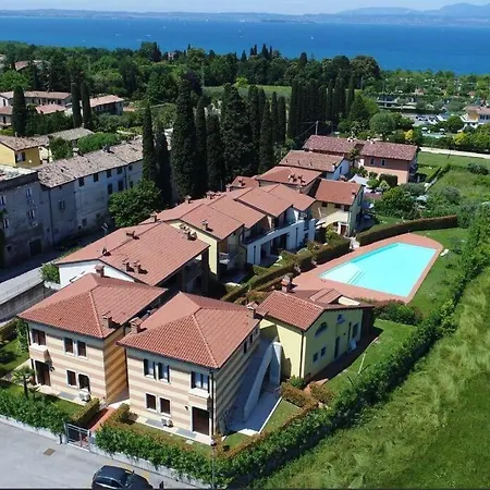 3 Bedroom Villa, Garda Holiday home *