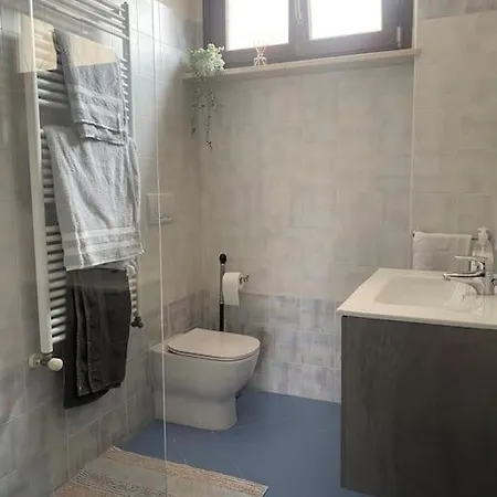 3 Bedroom Villa, Garda Holiday home *